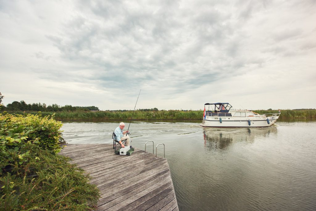 aanmeren in de achtertuin van jouw huis aan het water